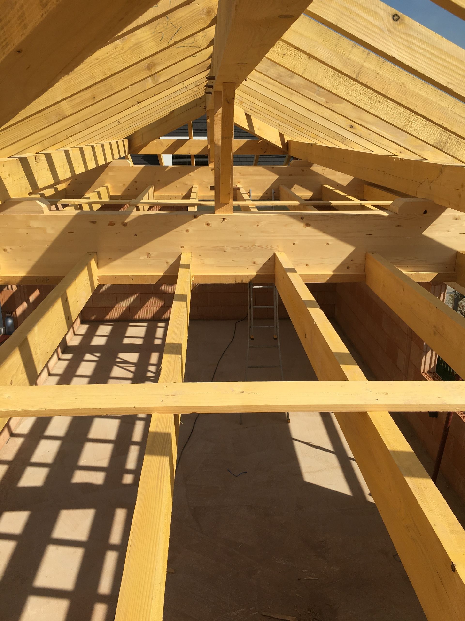 Vue sous la charpente