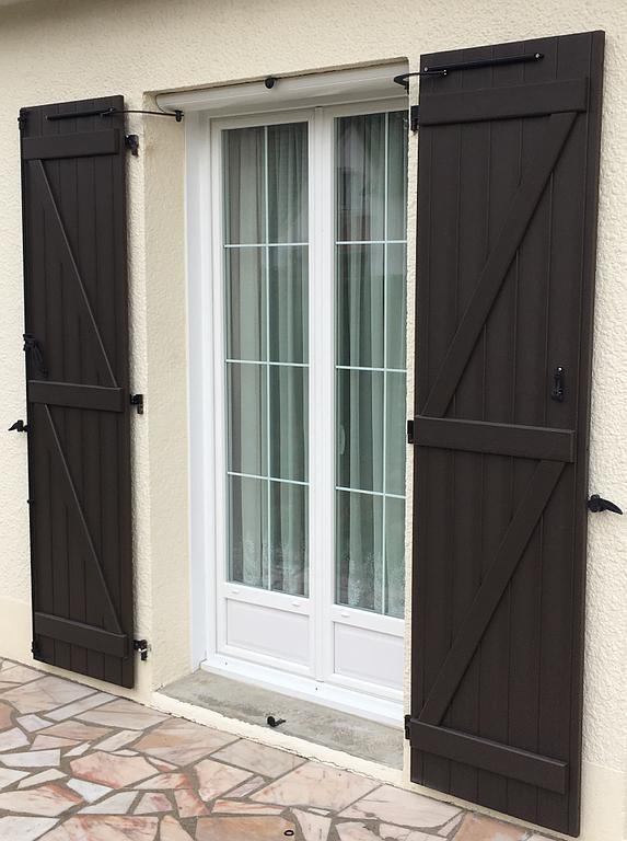 CHOTTIN JCS - Motorisation de volets battants SOMFY YSLO sur mesure