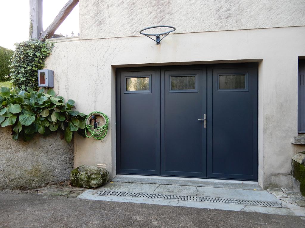 CHOTTIN JCS - Porte de garage battante avec hublots vitrage feuilleté