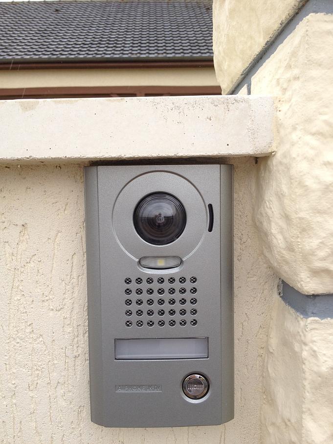 Visiophones et interphones