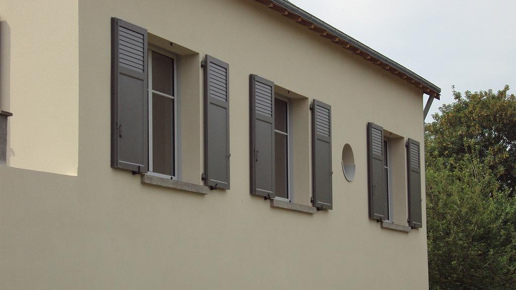 image 4 volet