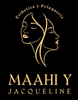 Logotipo dorado de &ldquo;Maahi y Jacqueline&rdquo; con contornos faciales estilizados y &ldquo;Estetica y Peluqueria&rdquo; sobre fondo negro.