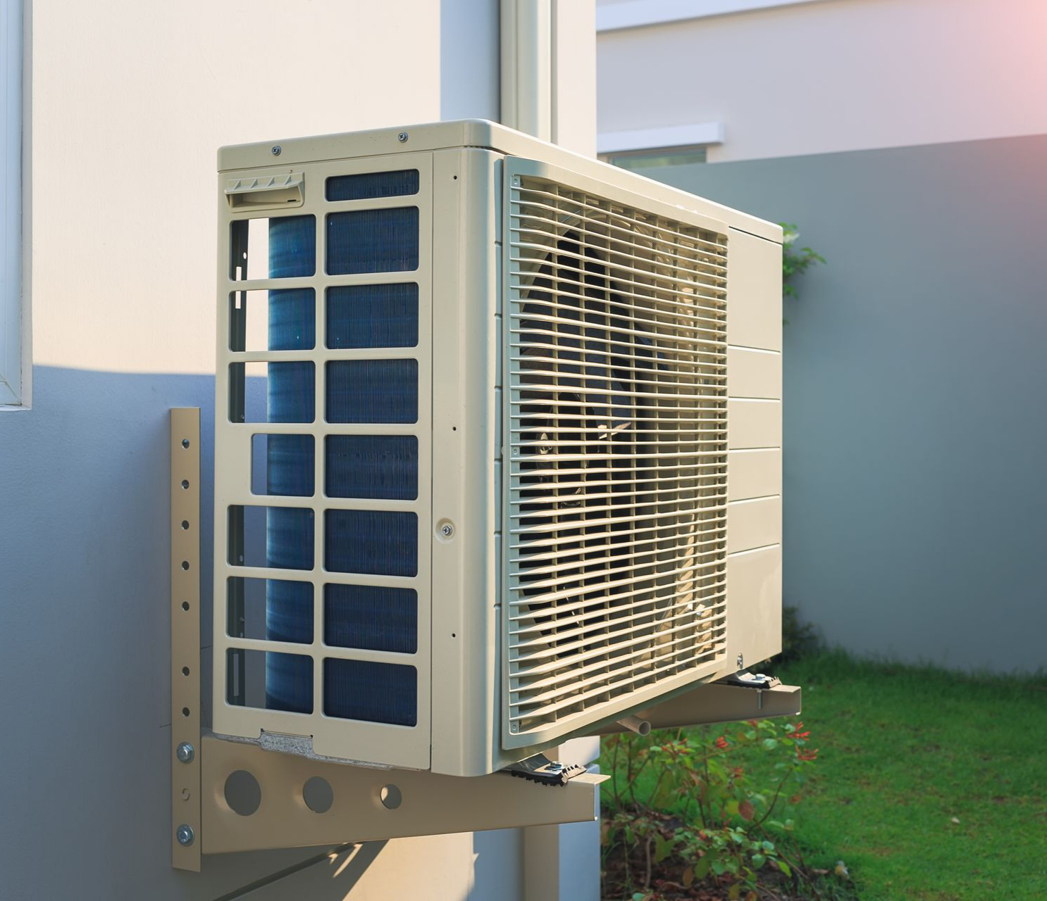 Groupe extérieur de pompe à chaleur surélevée