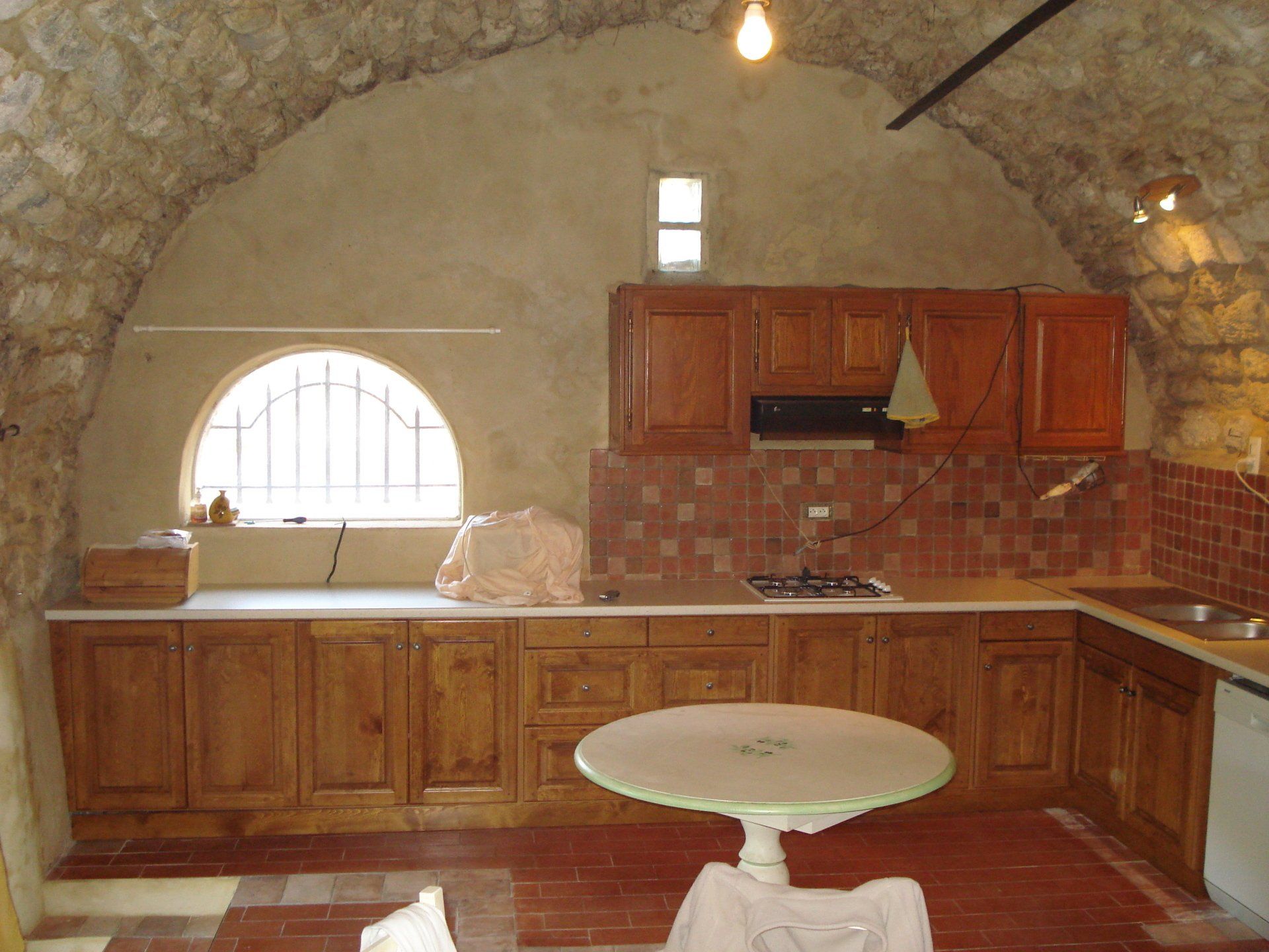 Meubles bas pour une cuisine rustique