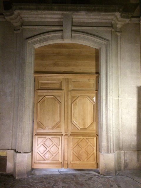 Porte d'entrée monument classé