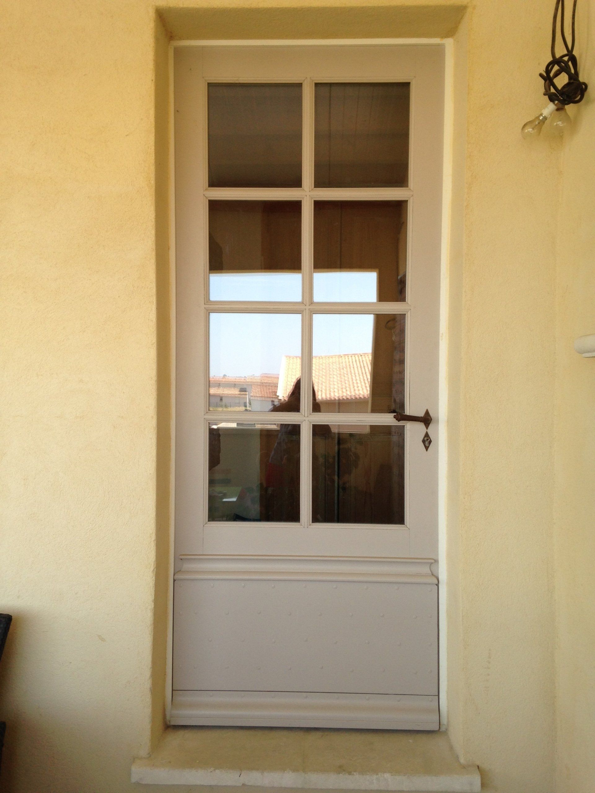 Porte d'entrée vitrée