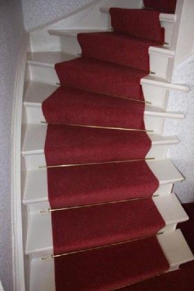 Treppe mit Teppich