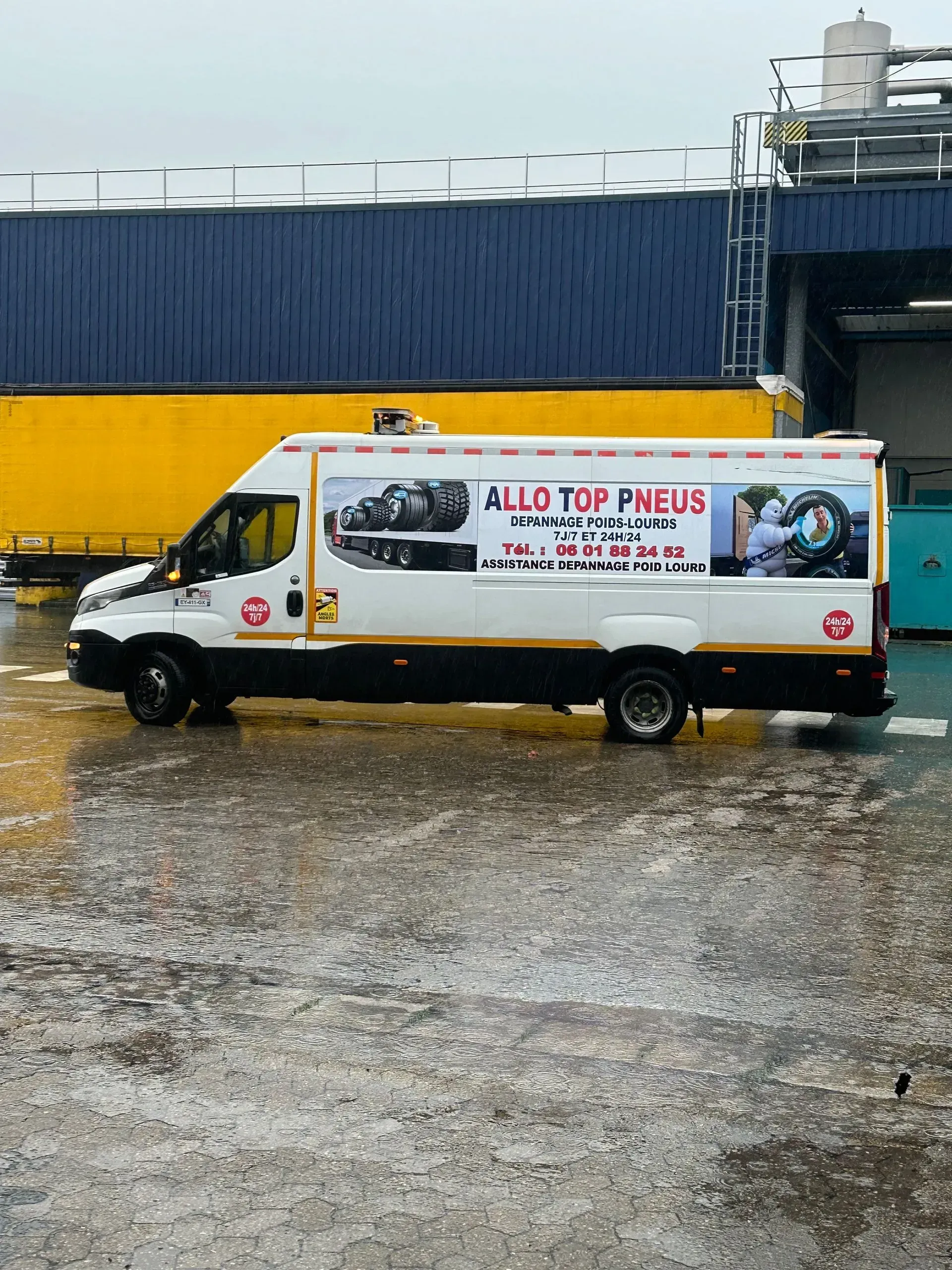 Un camion de Dépannage Poids Lourds