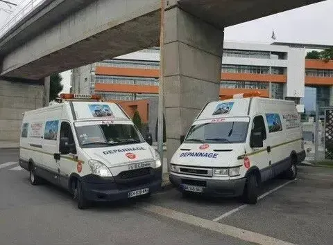 2 camions de la flotte de Dépannage Poids Lourds