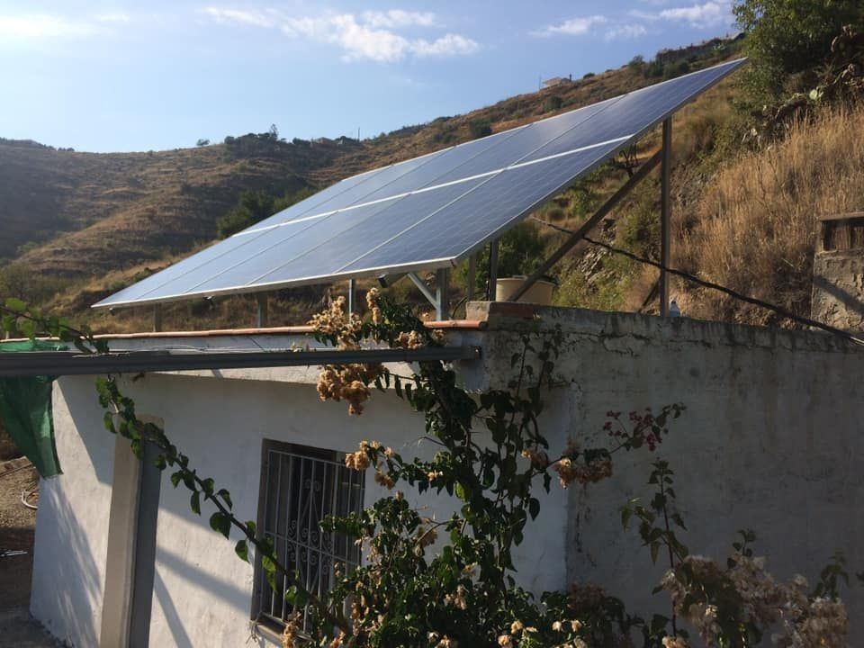 Instalación y mantenimiento placas solares Málaga