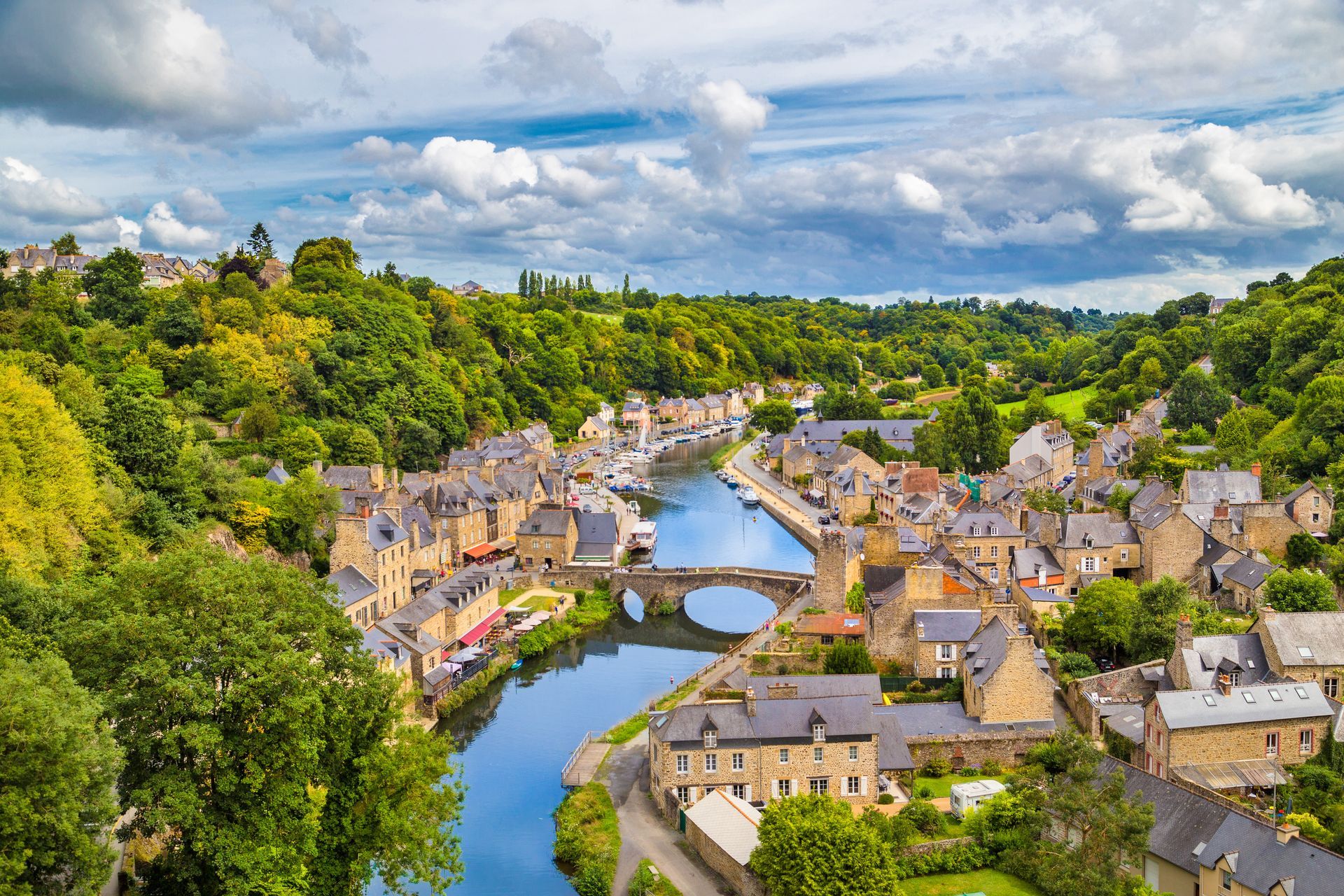 Vers Entreprise de couverture Dinan
