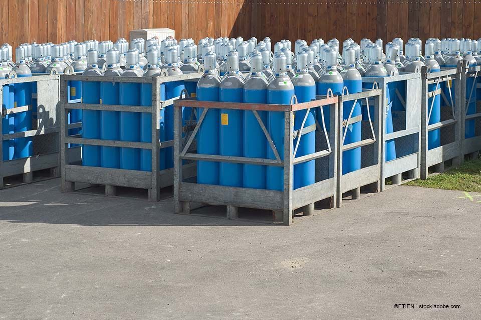 Gasflaschen vom Flüssiggasvertrieb Nestler