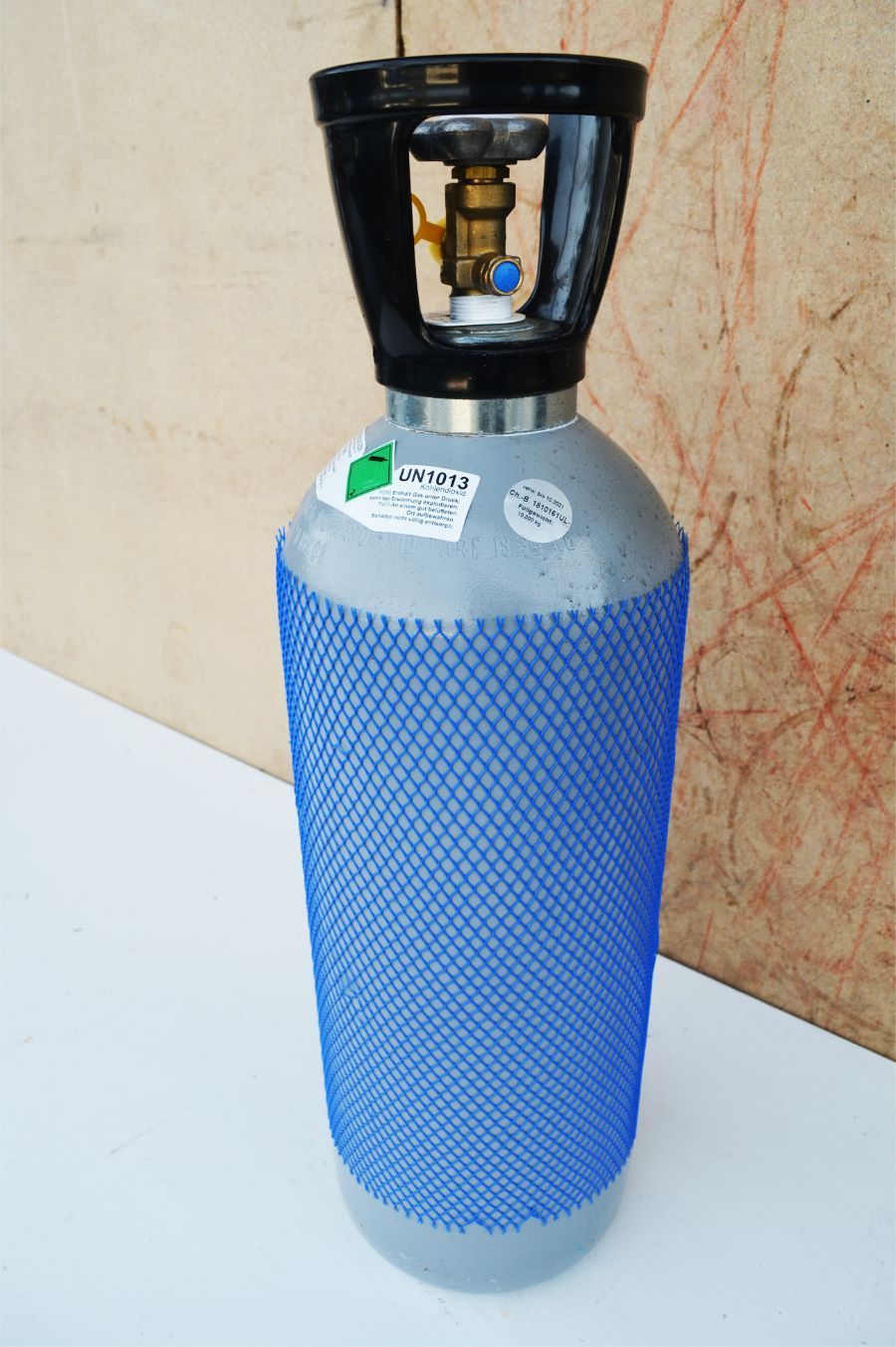 Gasflasche vom Flüssiggasvertrieb Nestler