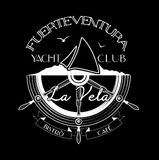 Un logotipo en blanco y negro para un club náutico.