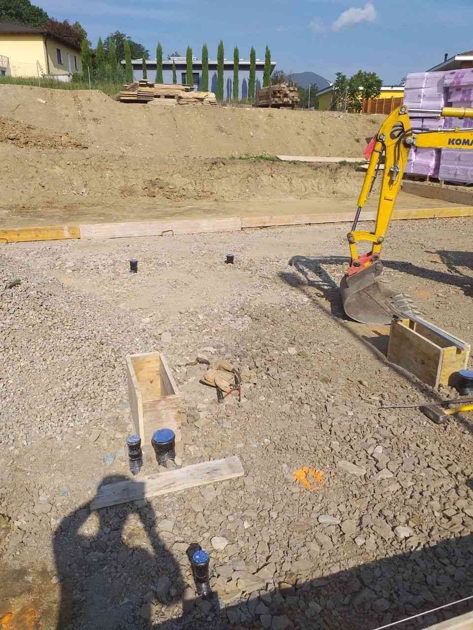 scavi per struttura industriale - Antonio Maiorano SA