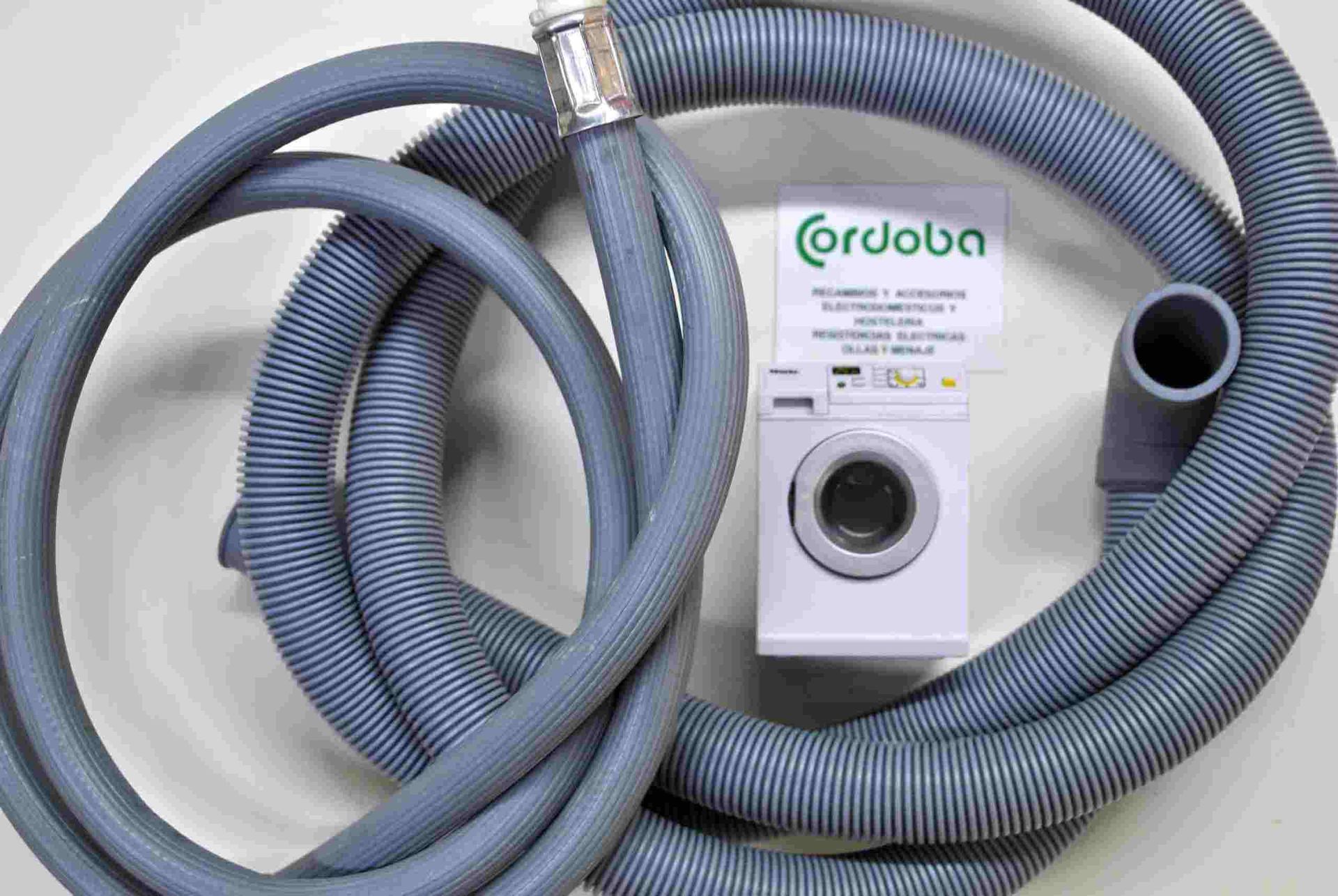 Una manguera con la palabra Córdoba escrita en ella