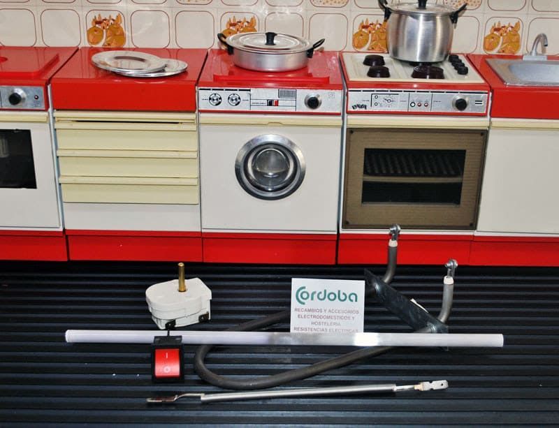 Una cocina con un cartel que dice rudoba.