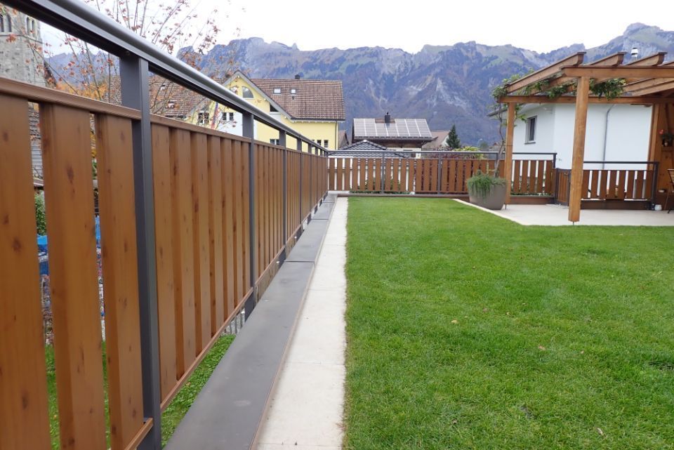 Zaun, Arbeit der Klaus Nigg Bau- und Kunstschlosserei AG