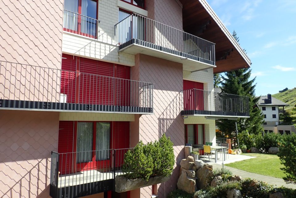 Geländer, Arbeit der Klaus Nigg Bau- und Kunstschlosserei AG