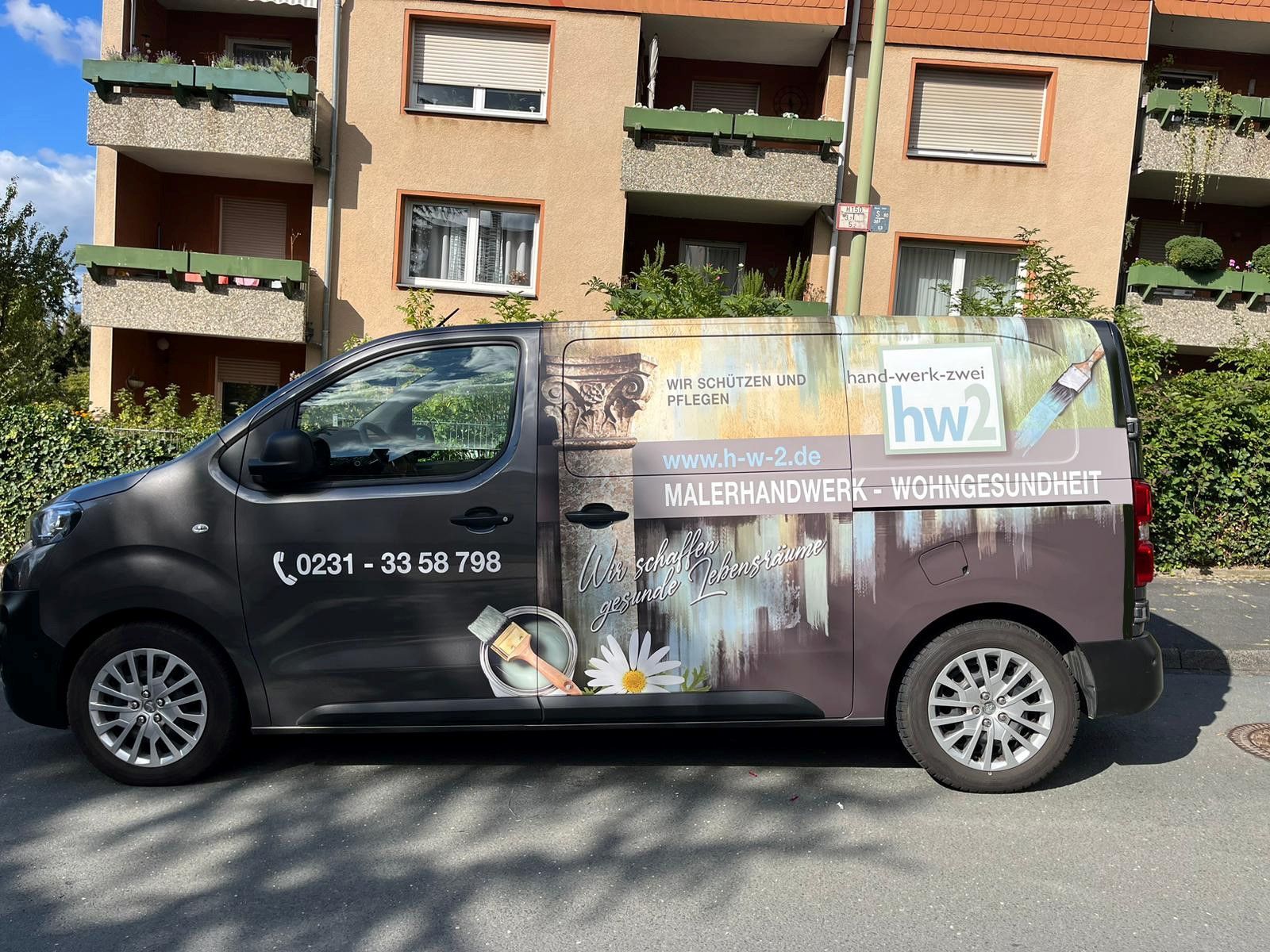 Folierter Firmenwagen vom Malerbetrieb hw2 