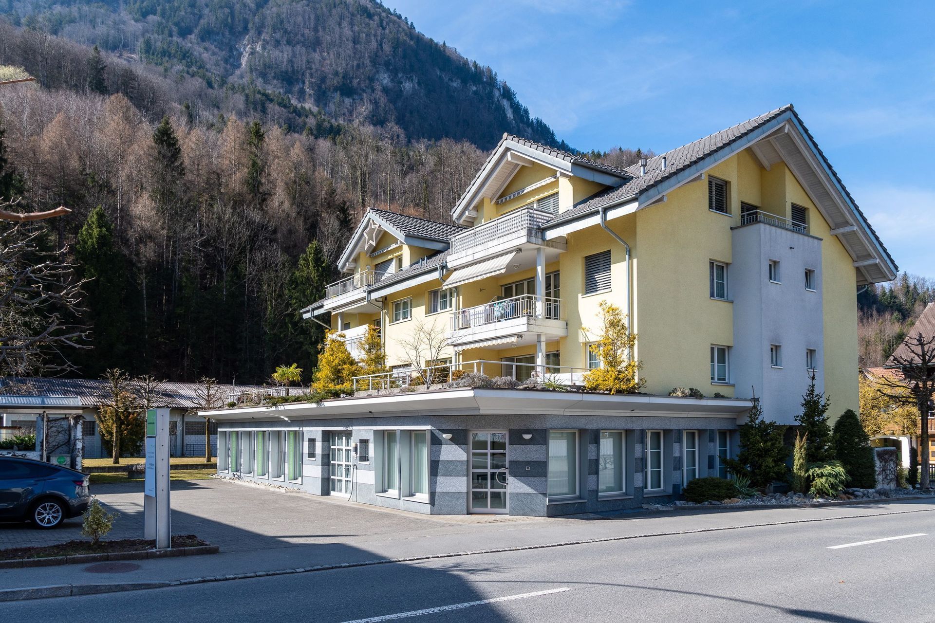 | Zahnarztpraxis Dallenwil im Kanton Nidwalden