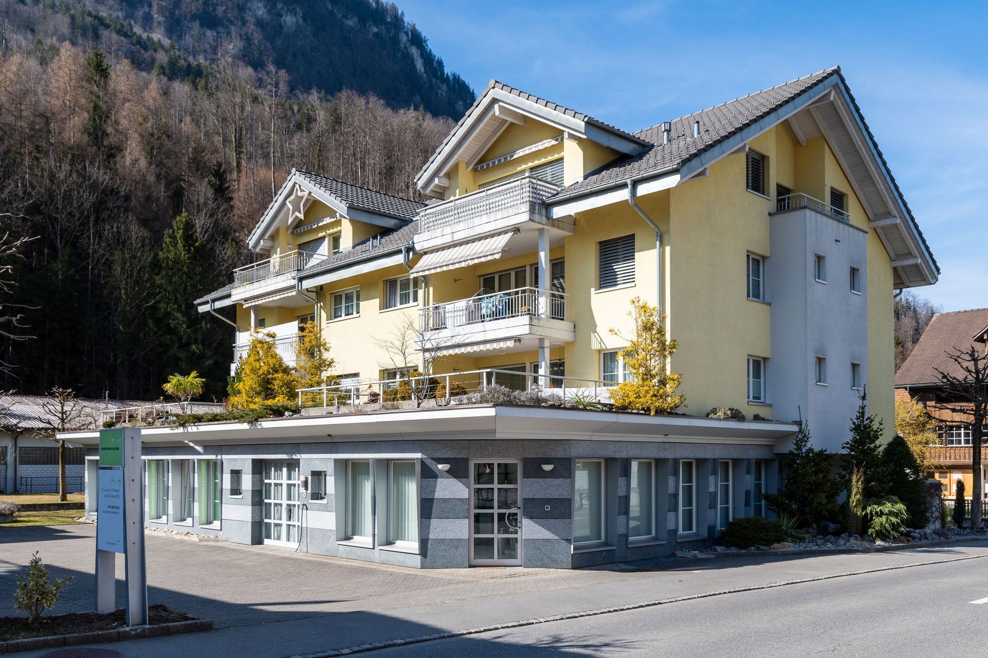 Zahnarztpraxis Dallenwil - Dallenwil