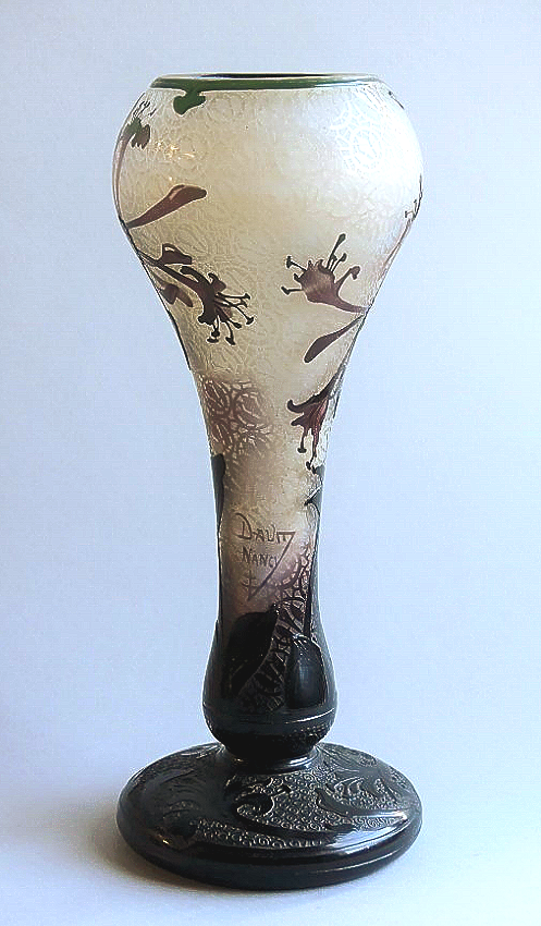 Grand vase en verre givré