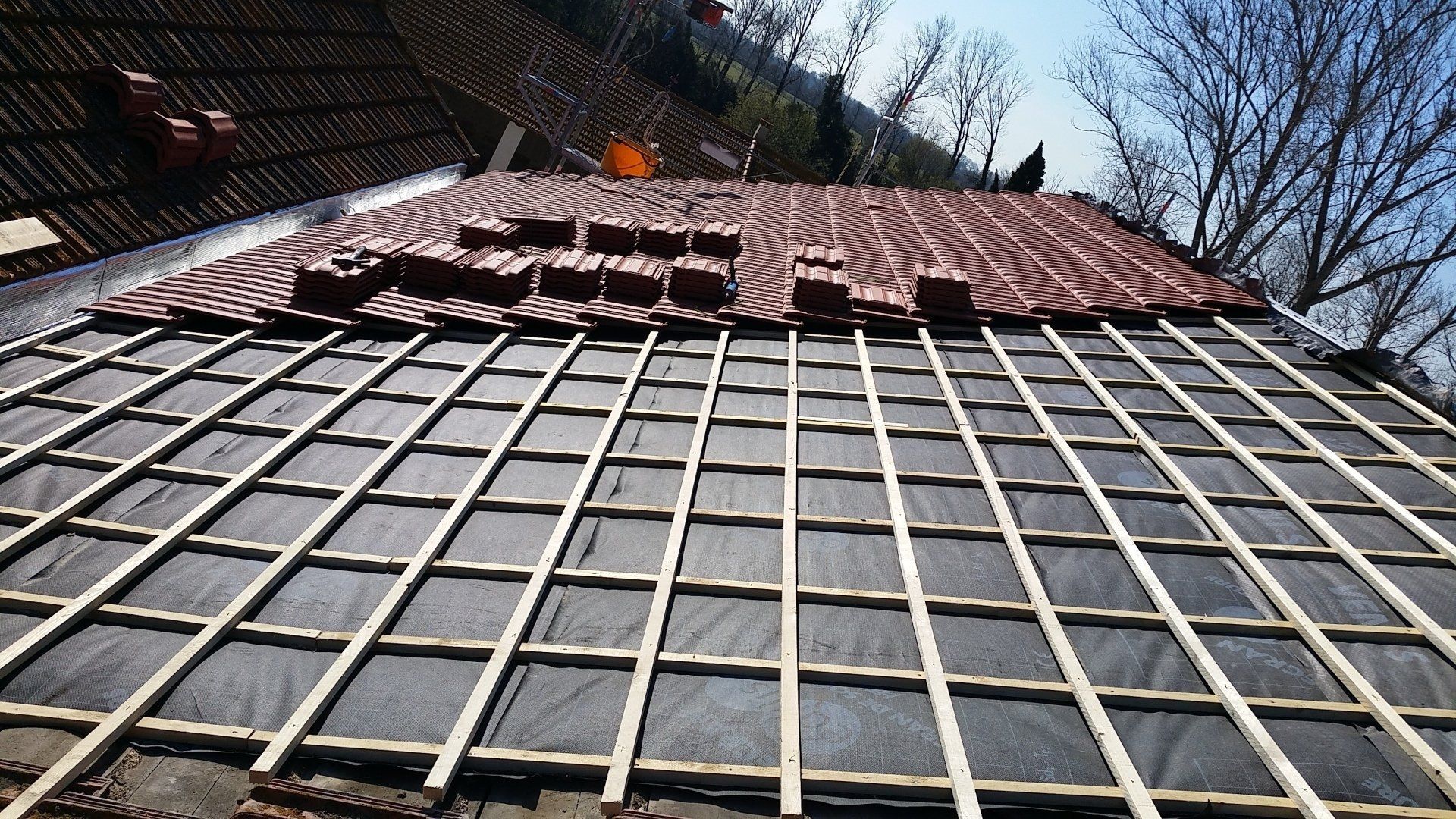 Ajout des tuiles sur la nouvelle structure