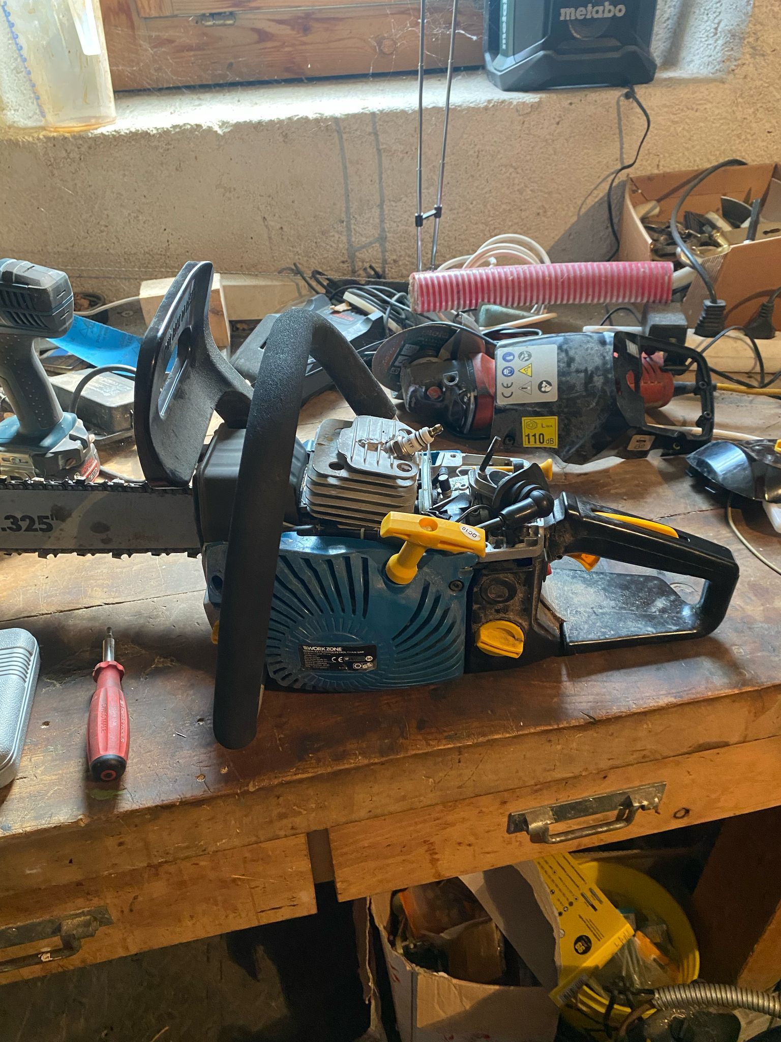 tronçonneuse workzone