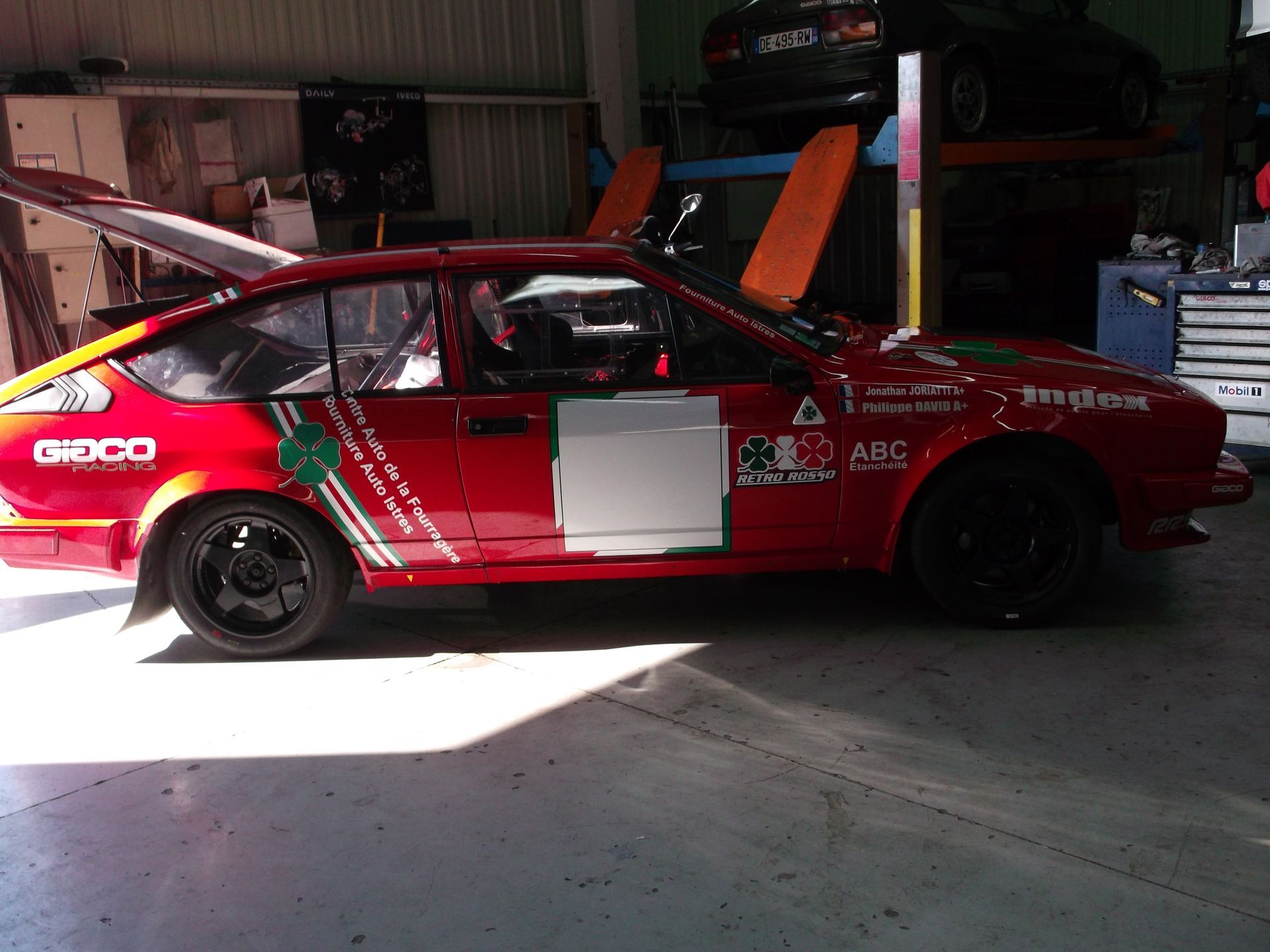 Alfa Roméo GTV6 de profil