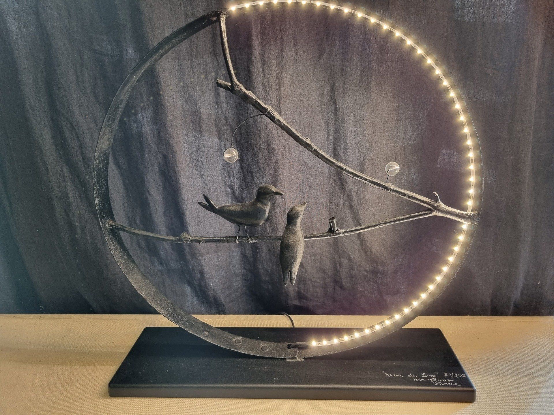 Lampe imitation oiseaux sur une branche