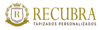 Logotipo con escudo con la letra “R” en su interior, corona y texto “RECUBRA TAPZADOS PERSONALIZADOS” en dorado.