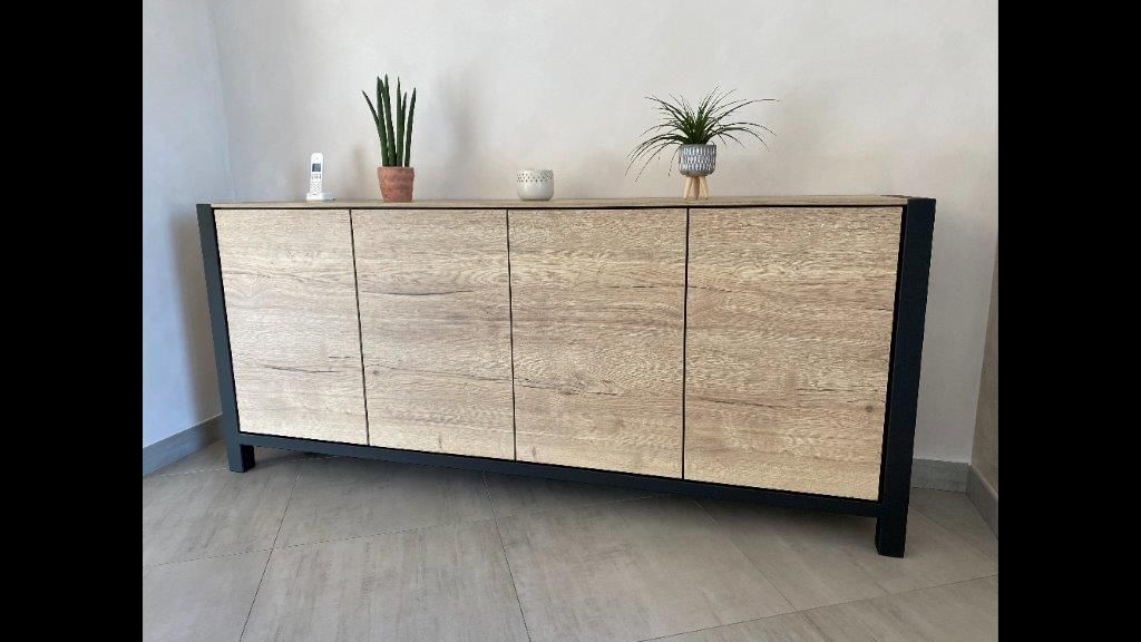 Photos de mobilier fait sur-mesure de commode 