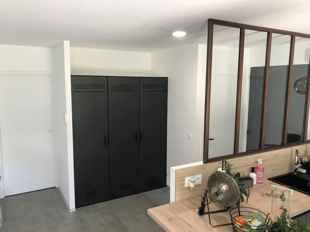 Photos de mobilier fait sur-mesure de dressing 