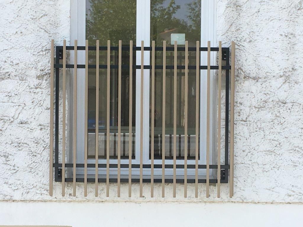 Garde-corps pour fenêtre 