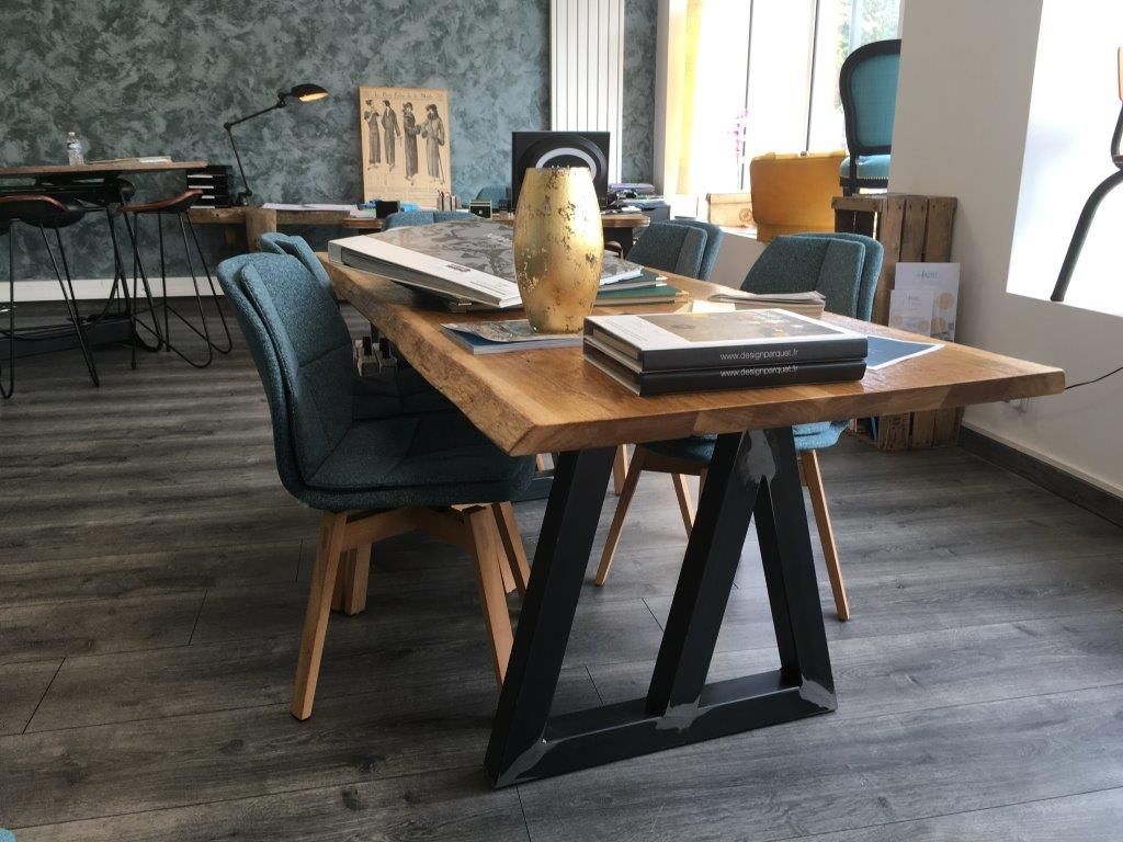 Photos de mobilier fait sur-mesure de table à manger 