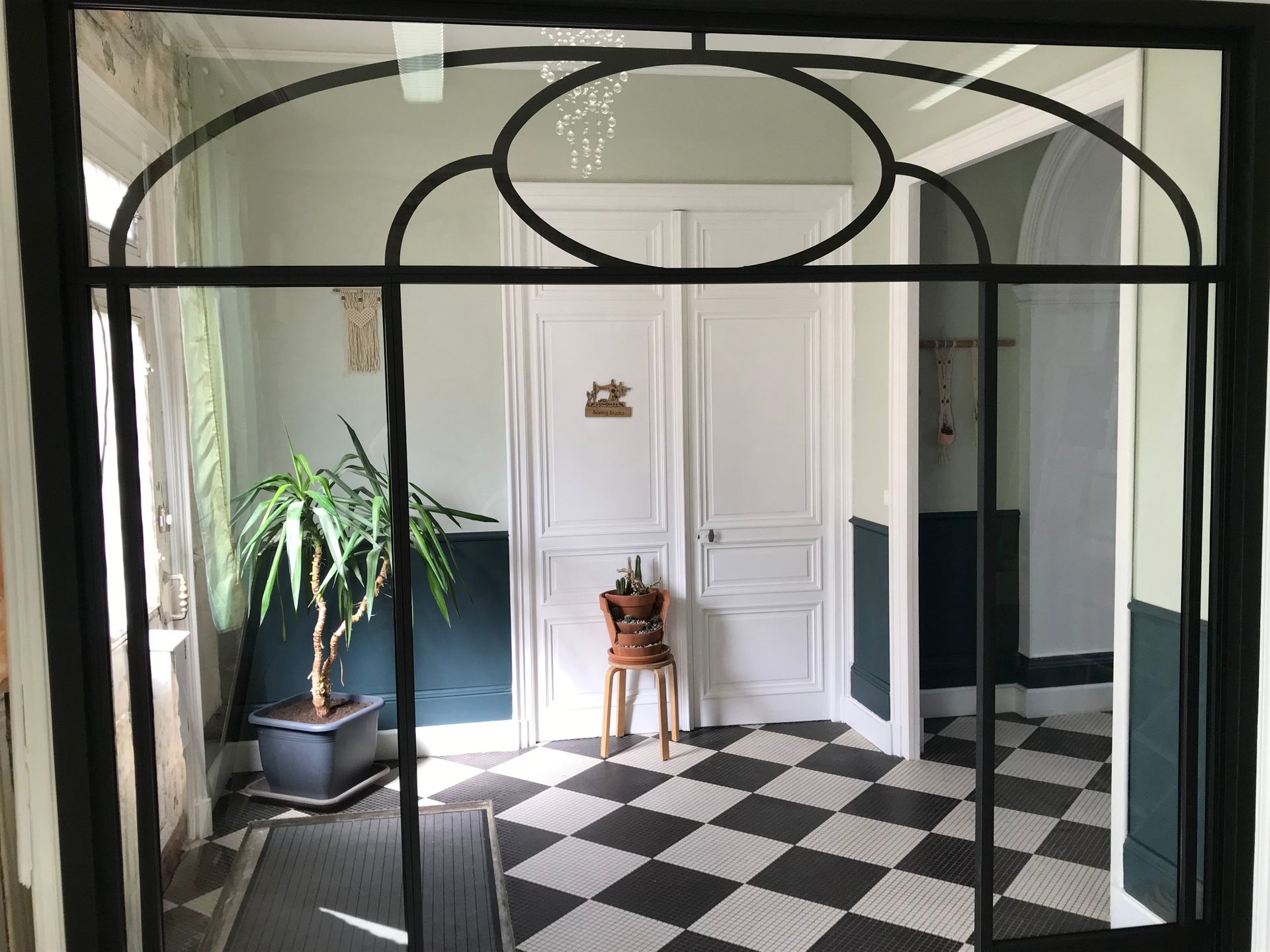 Verrière  d'entrée avec déco RB Projet Métal