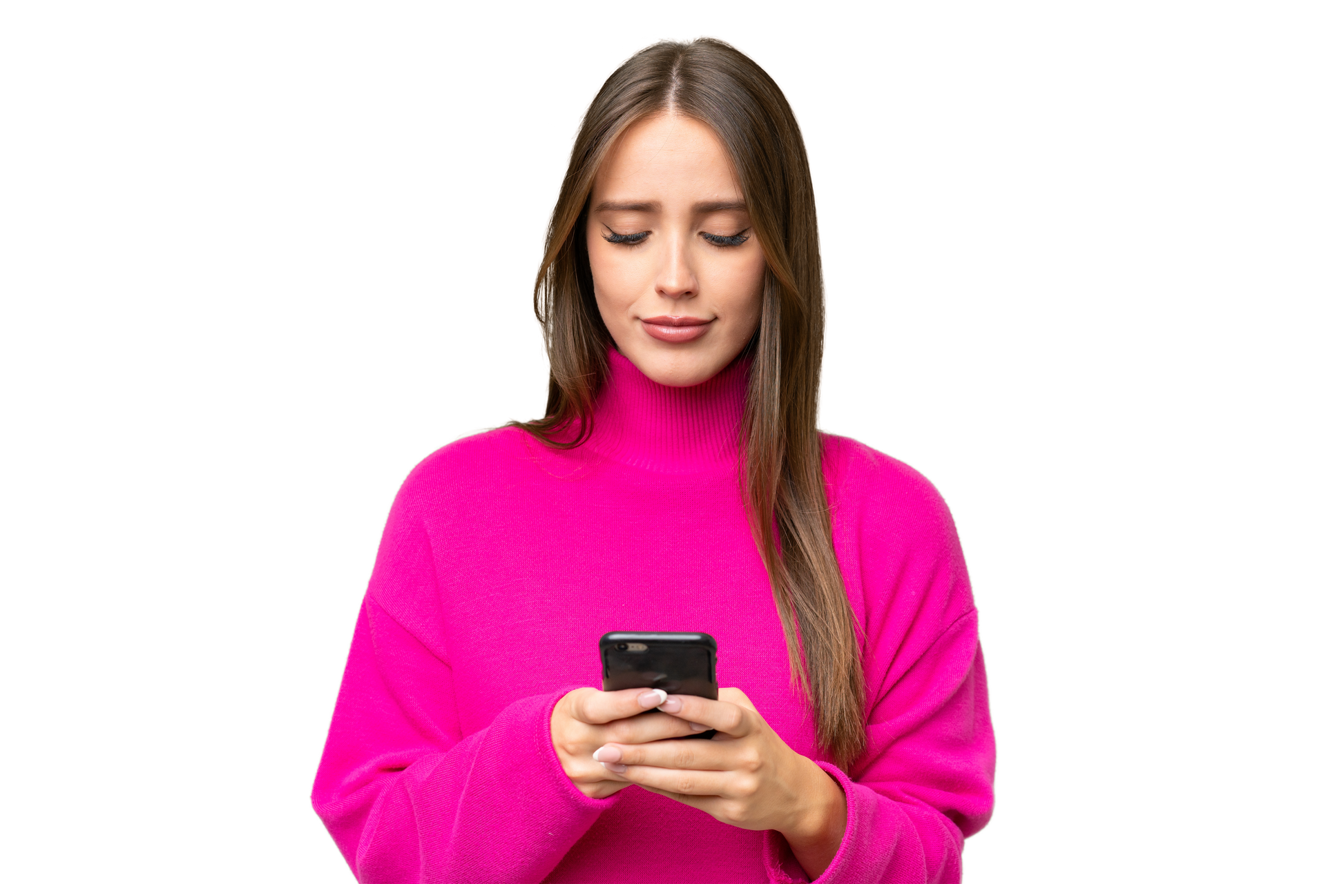 Femme qui regarde son téléphone