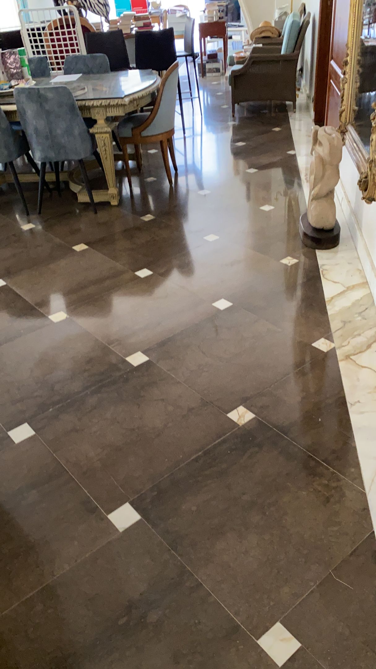 Marbre galerie commerciale