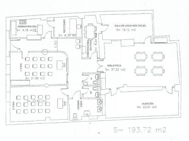 Planta de edificio con varias estancias, incluidas zonas de reuniones y trastero; superficie total 183,72 metros cuadrados.