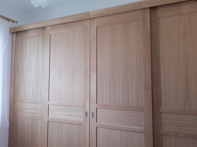 Portes de placard en bois