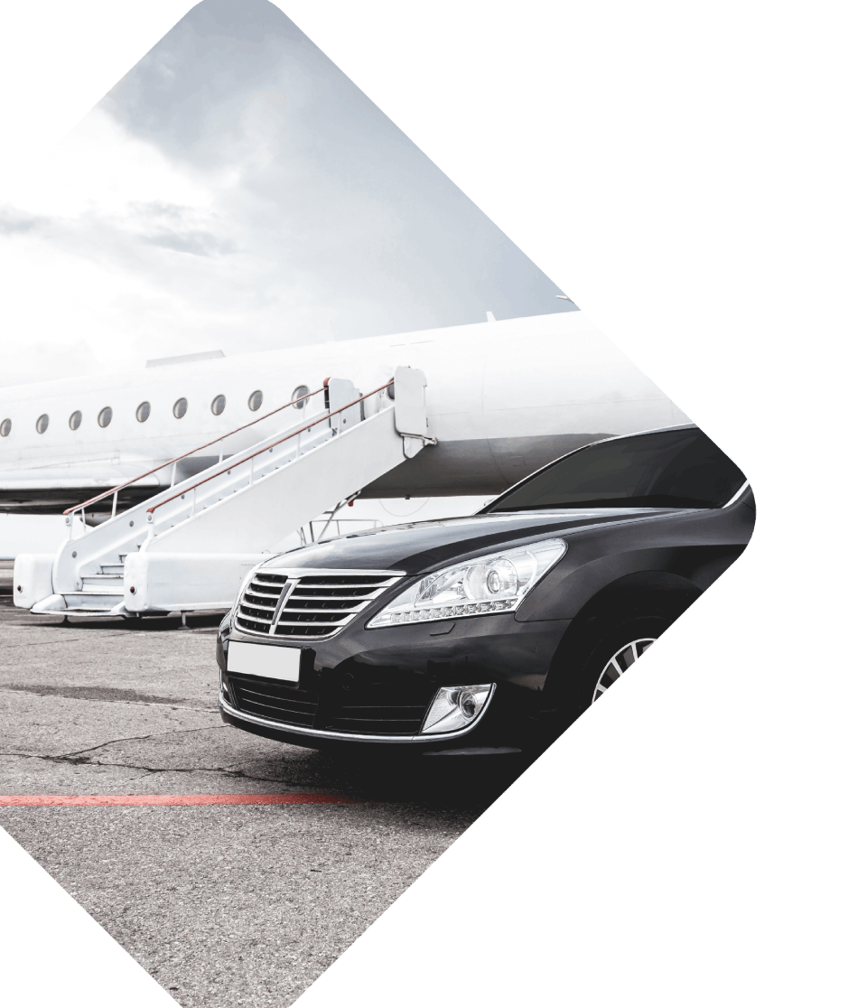 zwarte auto op luchthaven