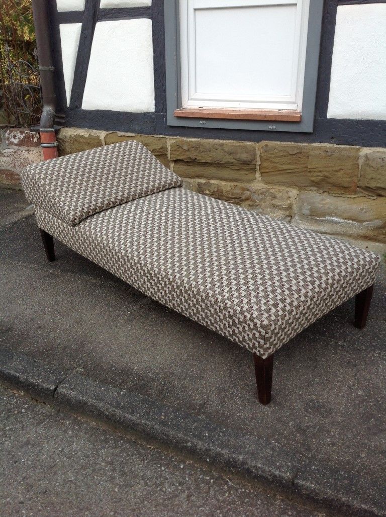 Neubezug JEA Design Inh. Jordi Evelyn Augenstein in Stuttgart