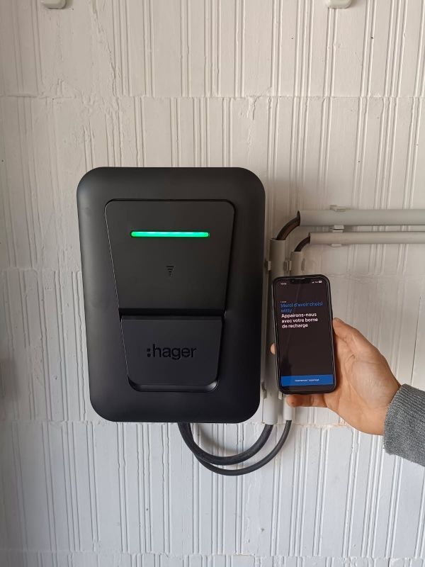 Configuration d'une borne de recharge de véhicule électrique