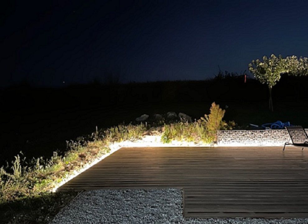 Éclairage LED d'une terrasse extérieure