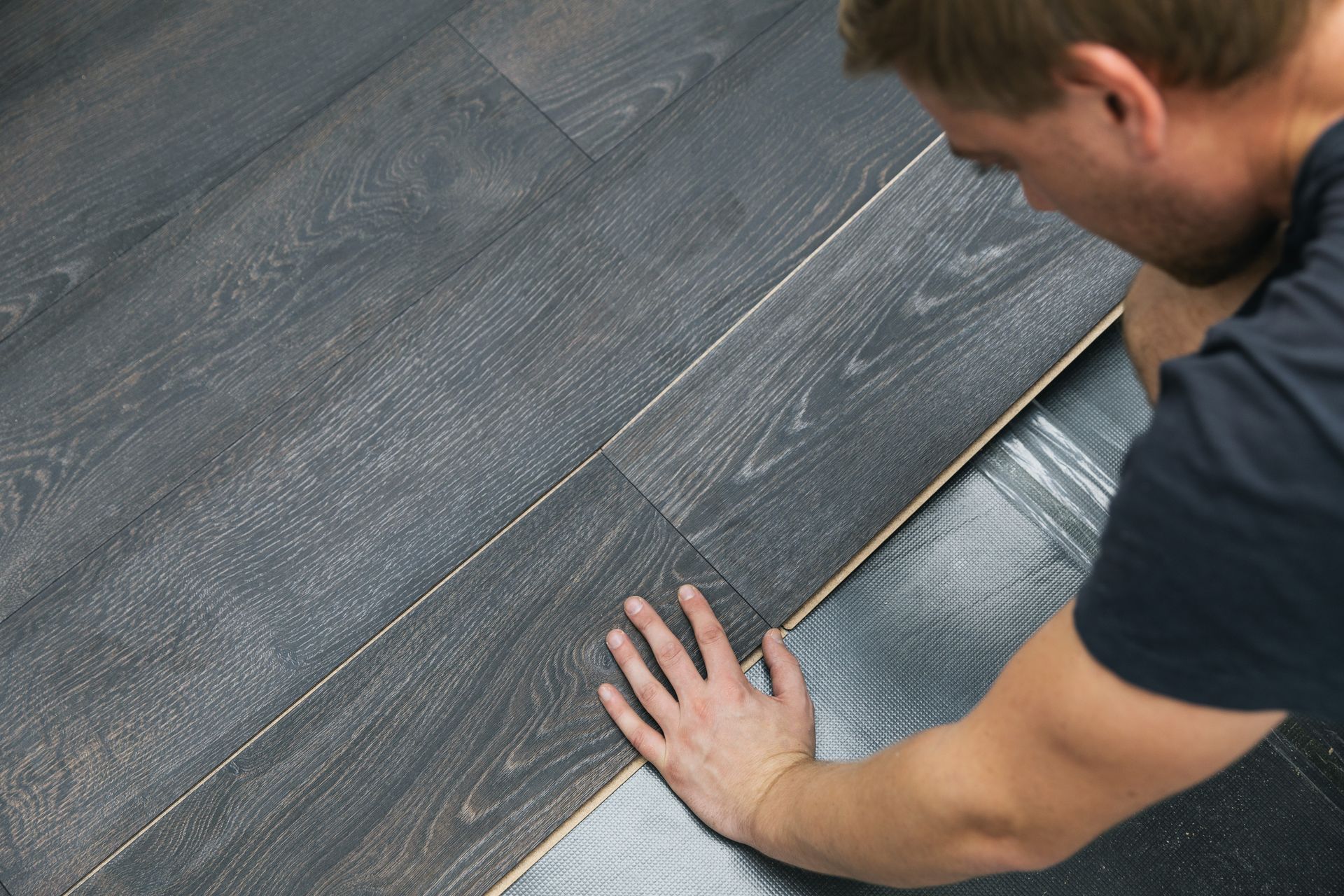 Du parquet flottant.