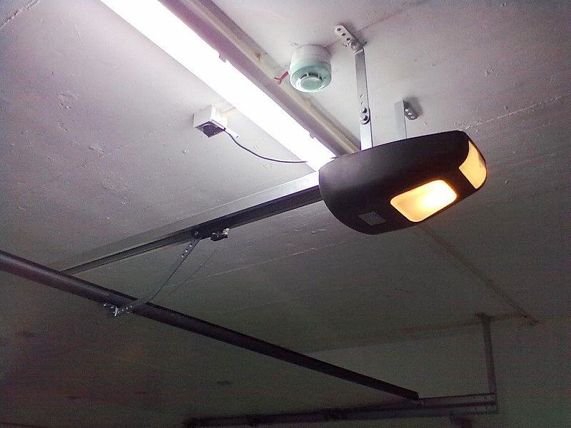 assistência técnica de portas automáticas