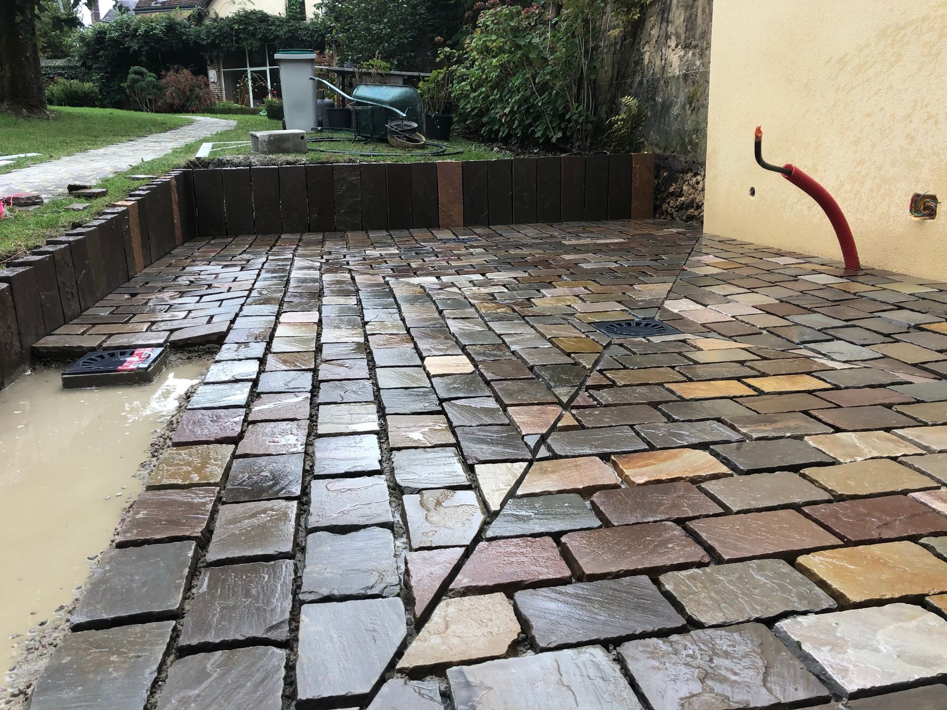 Terrasse en pavés de rue