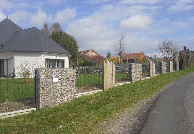 Construction de plusieurs petits gabions