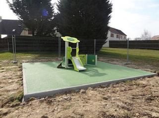 Sol souple d'une aire de jeu